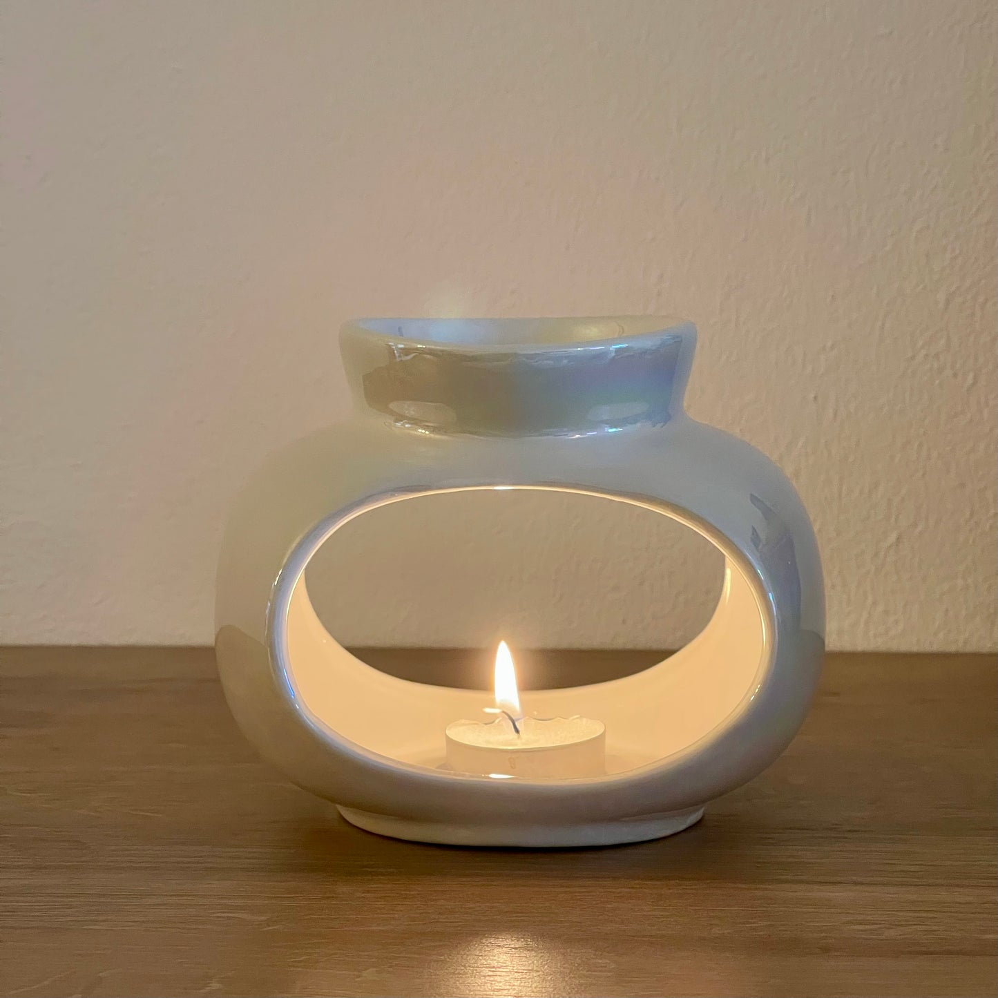 Oval large lustre wax melt burner